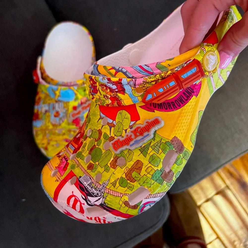 Disney Magic Kingdom Crocs - Picture 1 of 2
